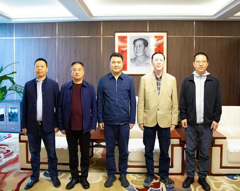 以會(huì)促商|秦商百人會(huì)領(lǐng)導(dǎo)一行來訪國(guó)成青蘭參觀座談